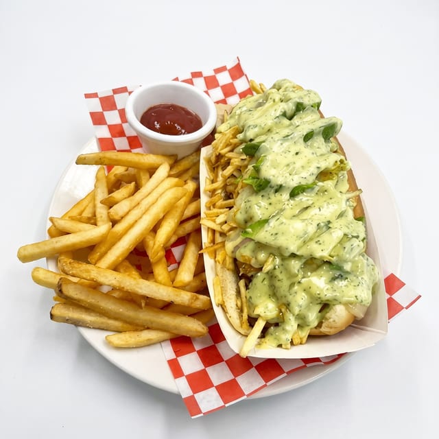 Perra Rola / Bogota Style Dog.